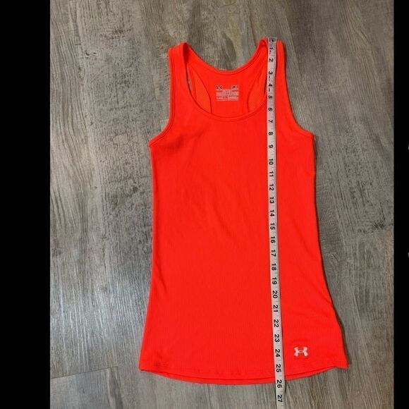 NWOT Neon orange Under armor tank top & capris - Picture 14 of 15